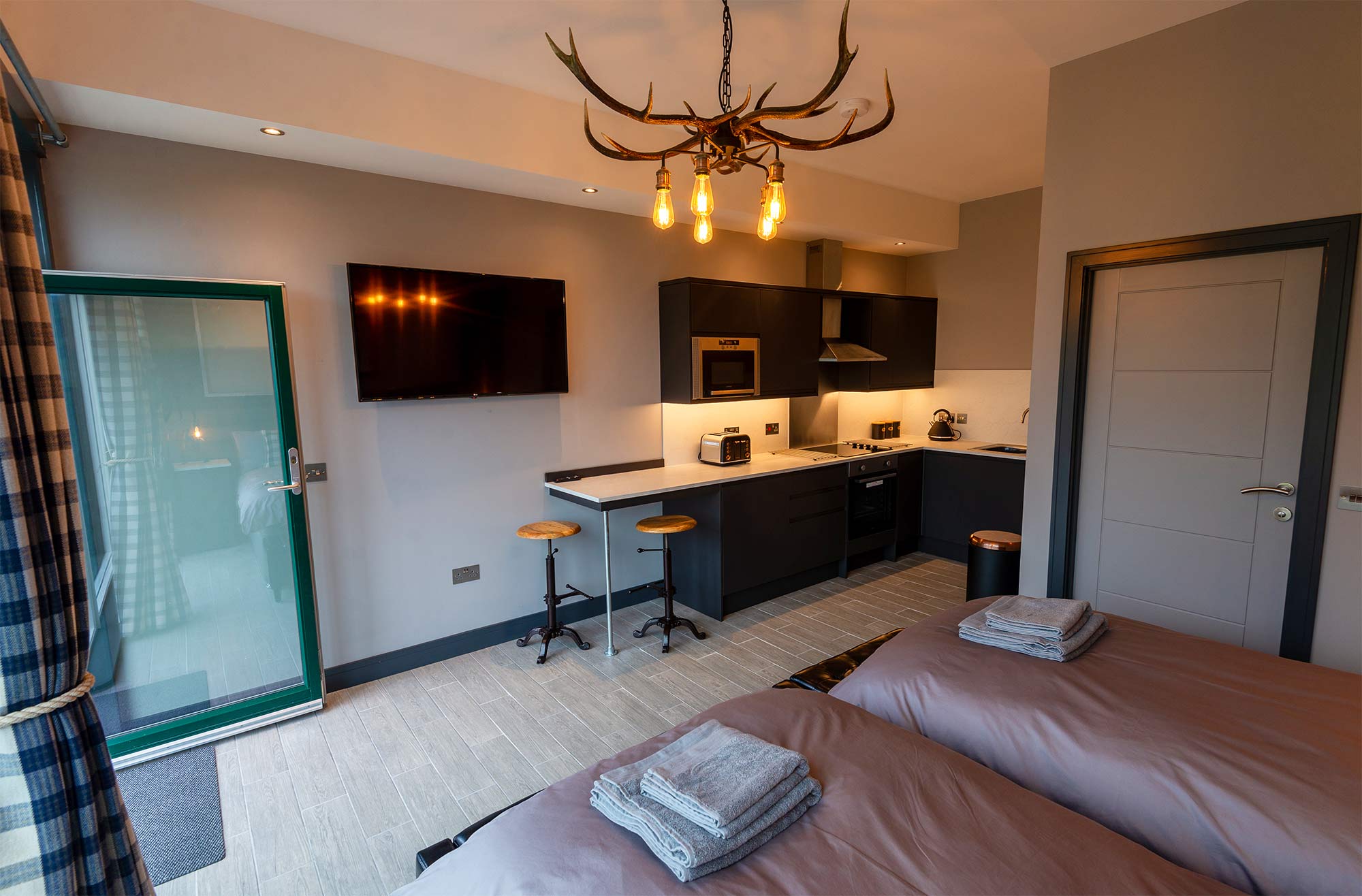 Kinloch Ainort Luxury Self Catering Open Plan Apartments with King Size Bed Accommodation on Skye